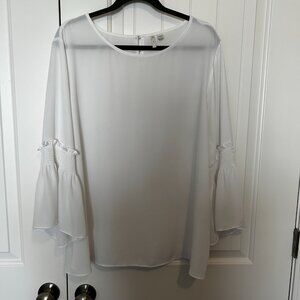 Cato Women’s Plus Size 22/24W White Blouse Boho Flowy 3/4 Bell Sleeve Top